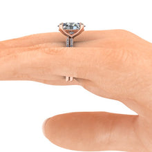 Moissanite Engagement Ring, 5 Carat Oval Moissanite, Recycled Rose Gold